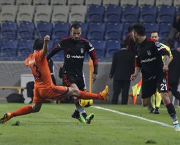 stanbul Baakehir 1-2 Beikta