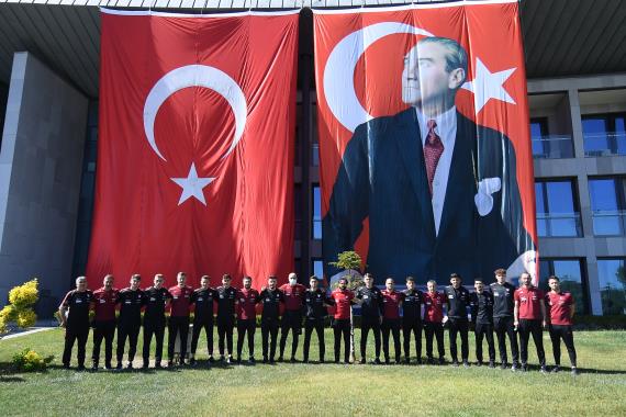 Orjinal boyutlar iin tklaynz