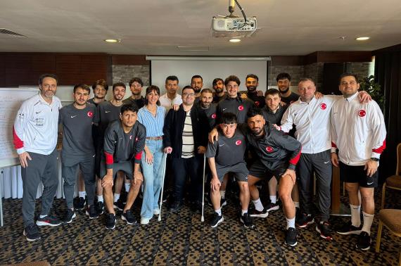 Orjinal boyutlar� i�in t�klay�n�z