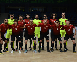 Futsal U19s beat Azerbaijan: 5-3