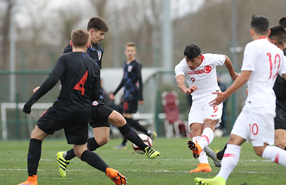 U17s draw with Croatia: 1-1