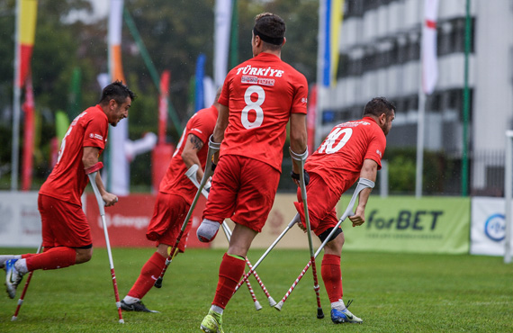 Ampute Futbol Milli Takm, Avrupa ampiyonas'nda yar finalde