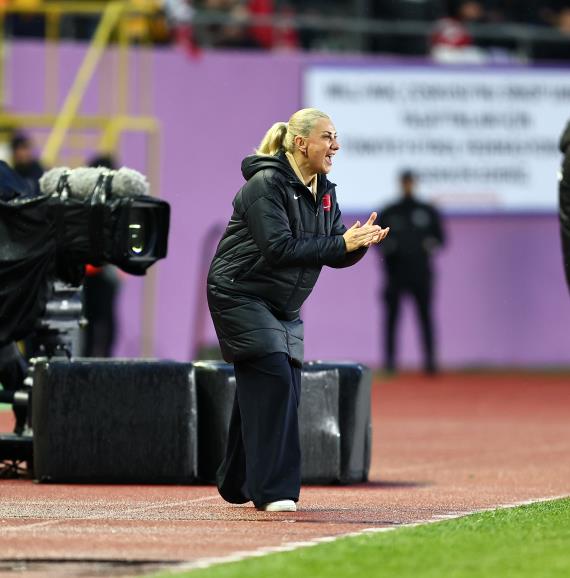 Orjinal boyutlar� i�in t�klay�n�z