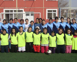Kayseri Haydi Kzlar Futbola Projesi Turnuvas balad