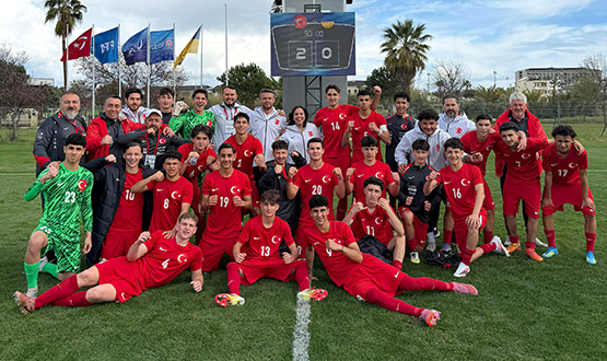 U16 Mill� Tak�m�m�z, Ukrayna'y� 2-0 Ma�lup Etti