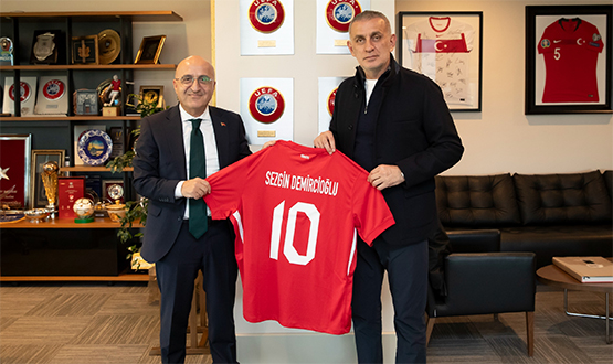 Sezgin Demirciolu'ndan, TFF Bakan Hacosmanolu'na Ziyaret