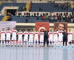 Futsal Milli Takmnn hazrlk kamp aday kadrosu akland