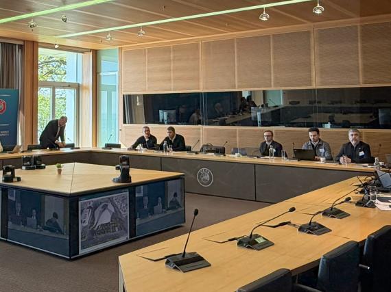 Orjinal boyutlar� i�in t�klay�n�z