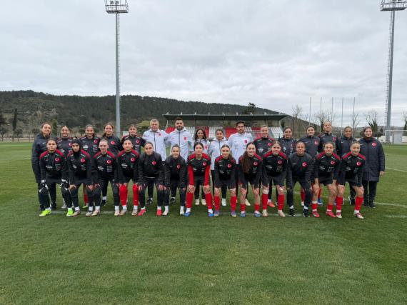 Orjinal boyutlar� i�in t�klay�n�z