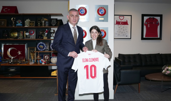 Elena Clemente, TFF Ba�kan� Hac�osmano�lu'nu Ziyaret Etti