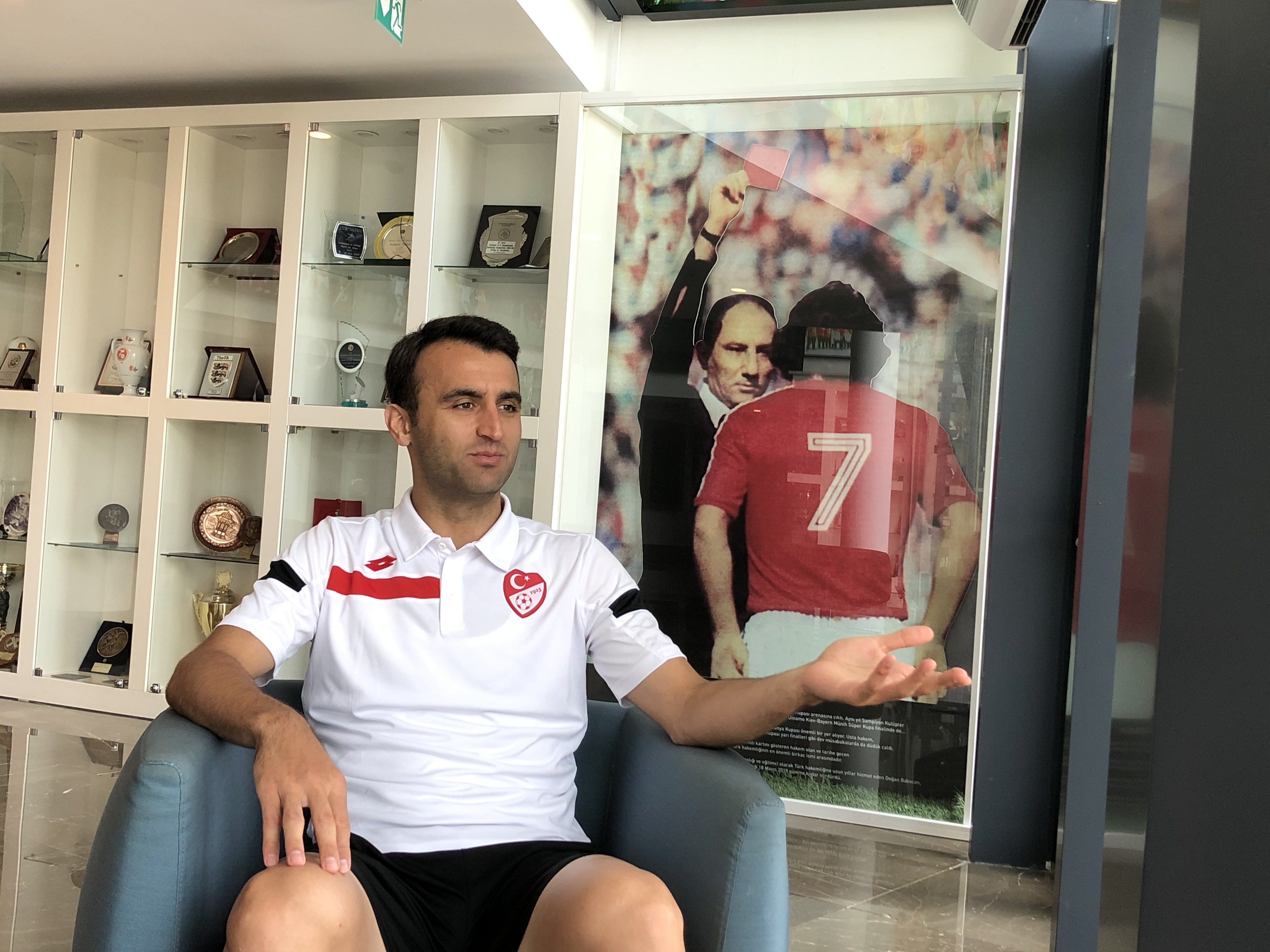 Malatyaspor Galatasaray Maçının Hakemi Atilla Karaoğlan'ın TFF'ye Verdiği Röportajdan Bir Görüntü