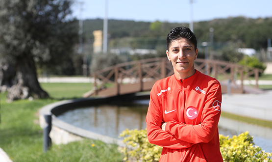 Derya Arhan: Bir Frikik Ustası