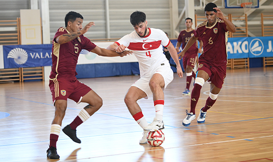 Futsal A Milli Takmmz, Venezuela'ya Malup Oldu