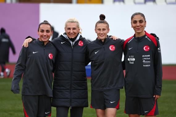 Orjinal boyutlar� i�in t�klay�n�z