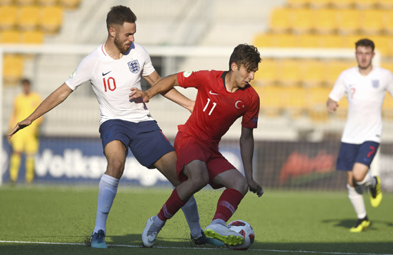 U19s lost against England: 3-2