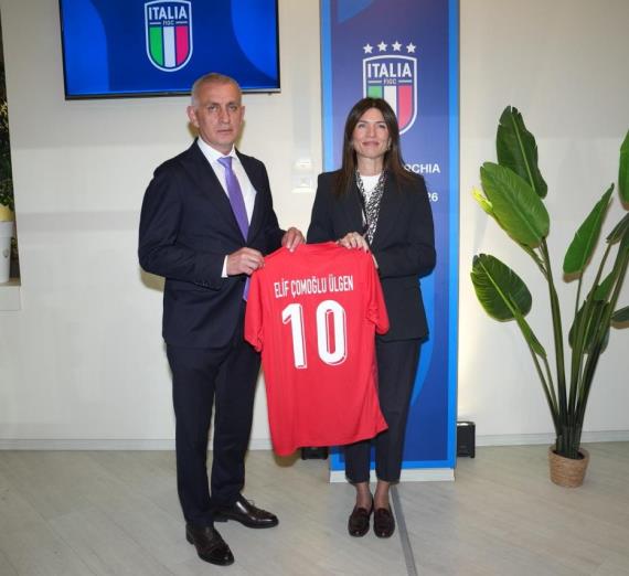 Orjinal boyutlar� i�in t�klay�n�z