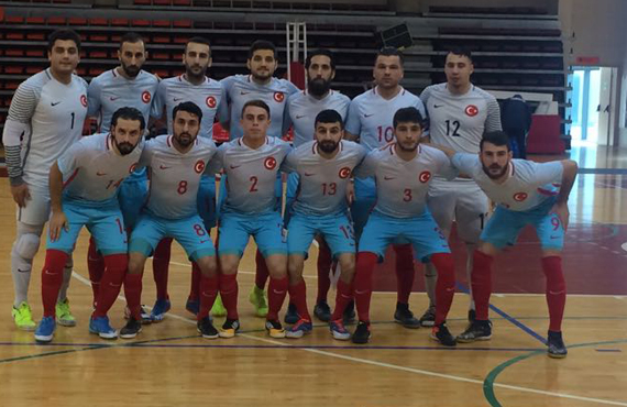 Futsal Milli Takm, Hollanda'ya 5-3 yenildi