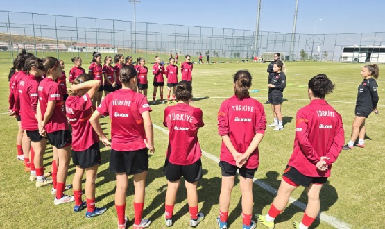 U15 Kz Mill Takmmzn Erzurum Kamp Sona Erdi