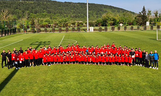 Futbol Akademileri Projesi Eitimleri Tüm Hzyla Devam Ediyor
