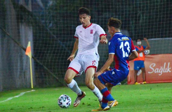 Altnordu'yu 1-0 yenen Balkesirspor, TFF 1. Lig U19'da finale ykseldi