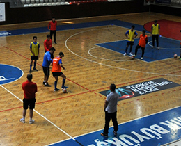 UEFA ile i birliiyle dzenlenen Futsal Antrenrlk Kursu devam ediyor