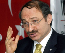 Bakan �zak: "H�k�met olarak Euro 2016�y� t�m g�c�m�zle destekliyoruz"