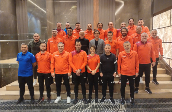 Pro Lisans Antrenr Eitim Program'nn kinci Yz Yze Eitim Etab Tamamland