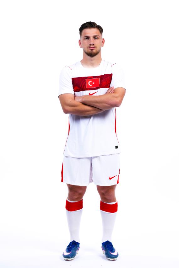 Orjinal boyutlar� i�in t�klay�n�z