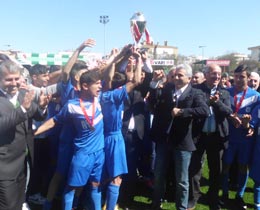 U15 Trkiye ampiyonasn Bursa Arabayata kazand 