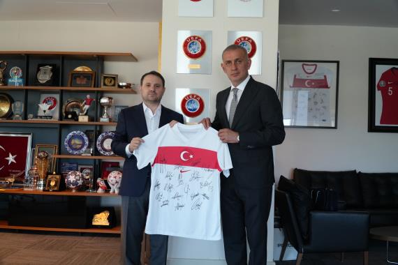 Orjinal boyutlar iin tklaynz