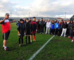 Yldz Futbolcu Eitim Merkezleri Eitim Semineri sona erdi