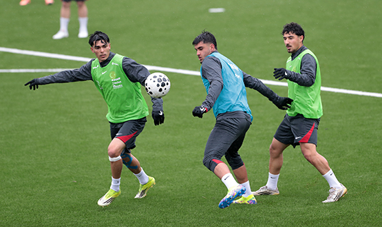 U19 Mill� Tak�m�m�z, Elit Tur Haz�rl�klar�na �stanbul'da Ba�lad�