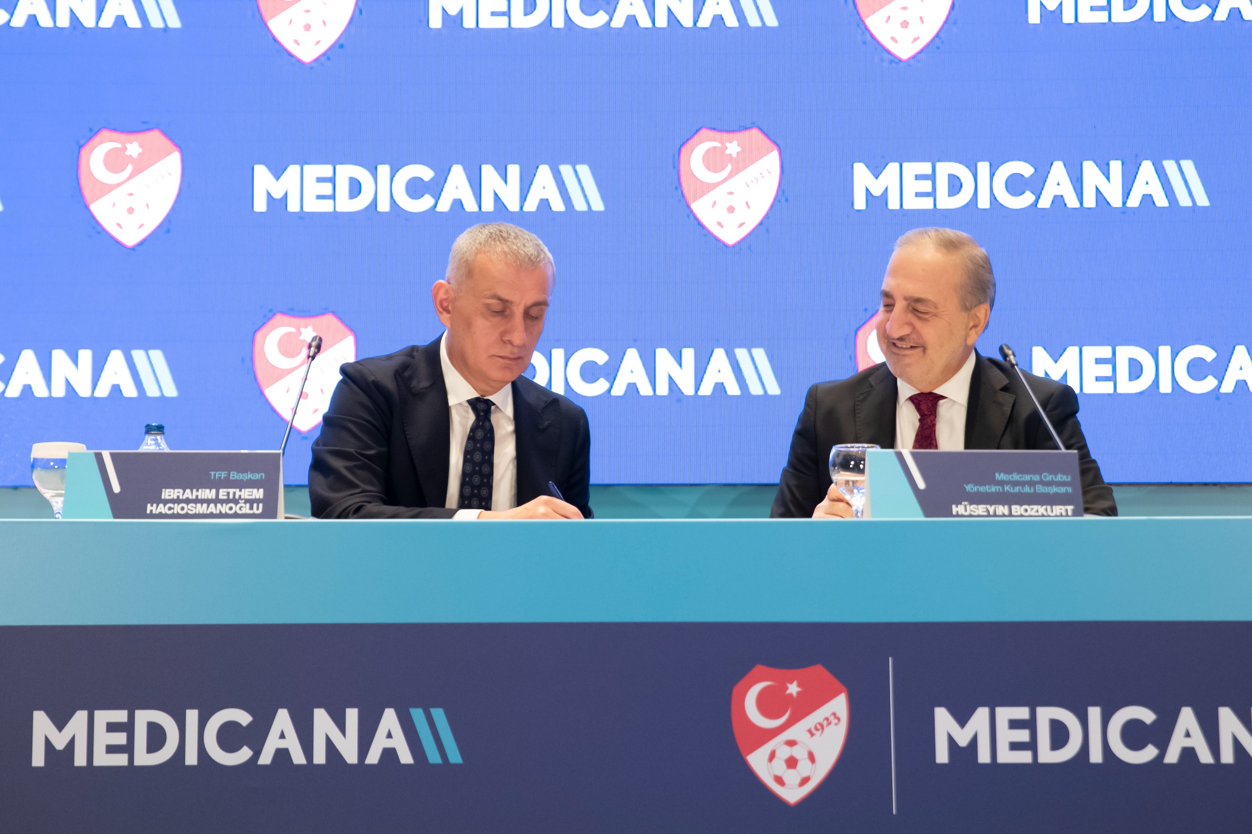 Medicana Sağlık Grubu, Millî Takımlar Resmi Sağlık Sponsoru Oldu - TFF