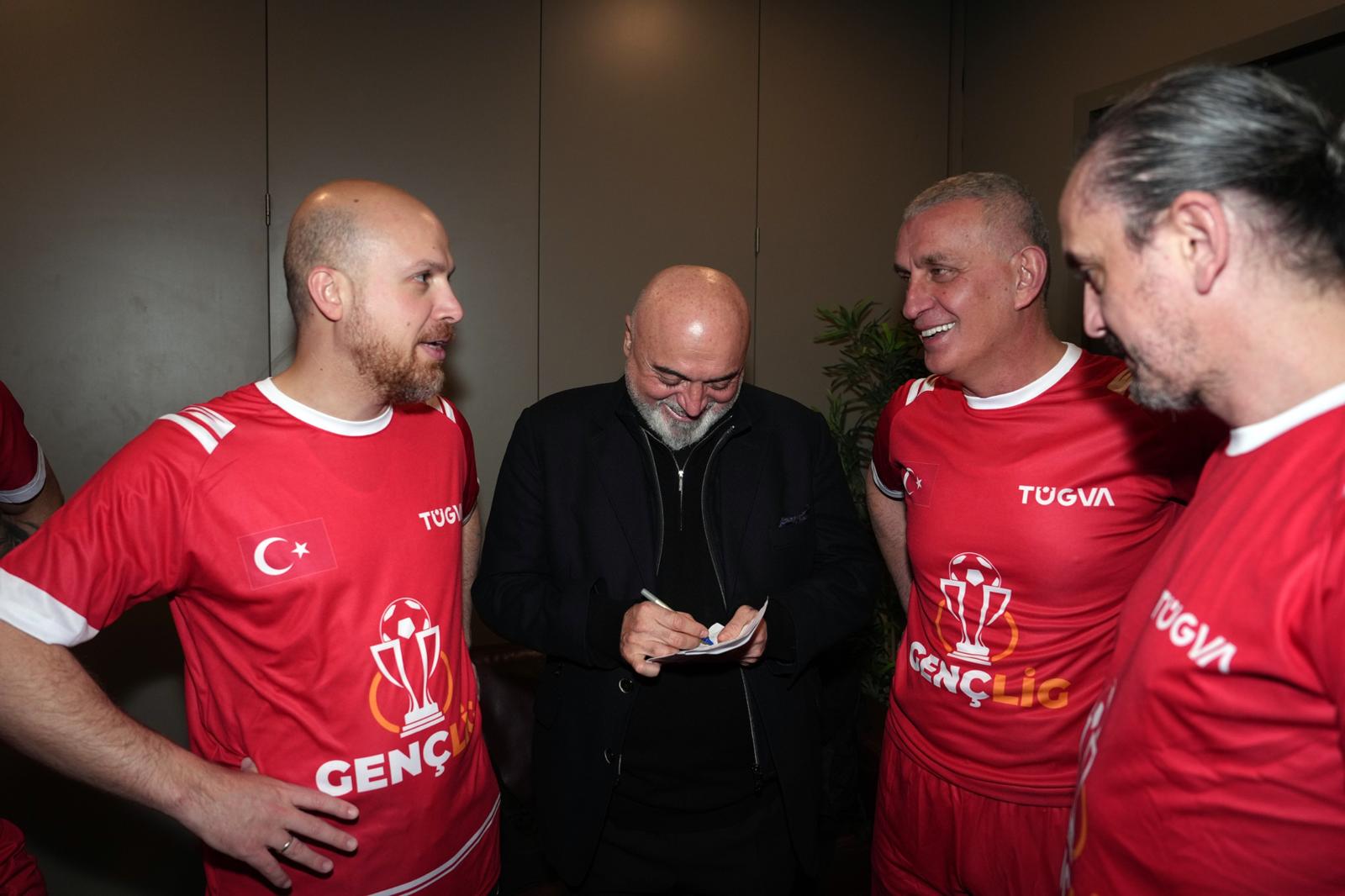 TÜGVA GENÇLİG 2026'nın tanıtımı yapıldı ve yıldızlar karmasıyla özel gösteri maçı düzenlendi